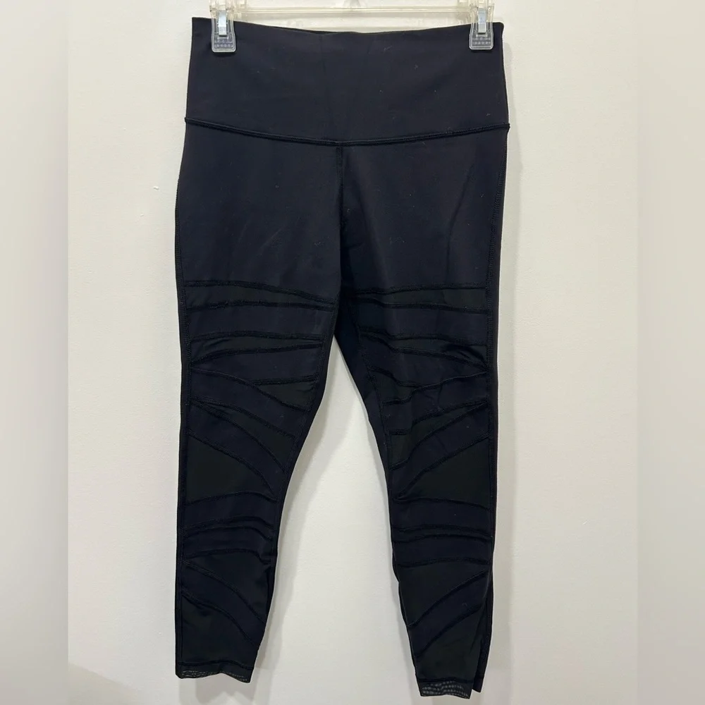 Lululemon Leggings‎ Size 6 Black Mesh Sides Yoga Gym Athleisure Stretch